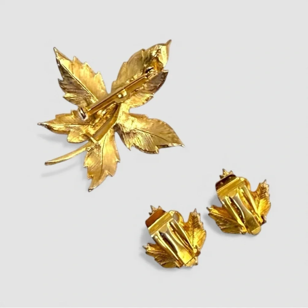 Vintage White Enamel Leaf Brooch & Clip-On Earrings Gold Tone Set